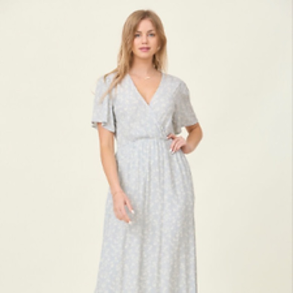 Elegant Gray Floral Dress